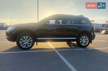 Позашляховик / Кросовер Volkswagen Touareg 2007 в 