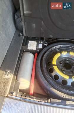 Позашляховик / Кросовер Volkswagen Touareg 2007 в 