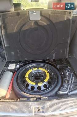 Позашляховик / Кросовер Volkswagen Touareg 2007 в 