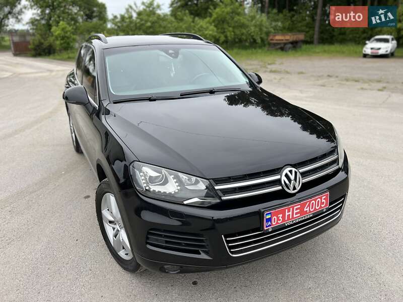 Внедорожник / Кроссовер Volkswagen Touareg 2011 в Радивилове
