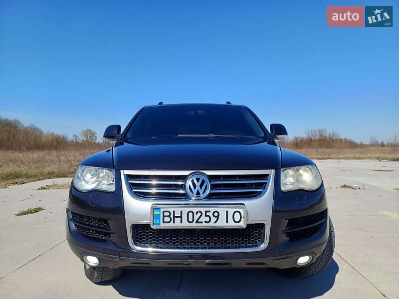 Внедорожник / Кроссовер Volkswagen Touareg 2007 в Нежине