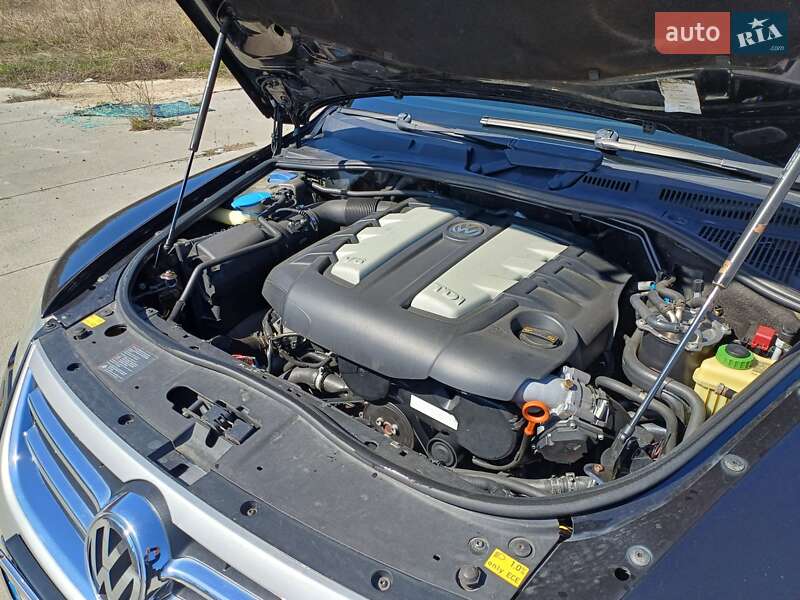 Внедорожник / Кроссовер Volkswagen Touareg 2007 в Нежине