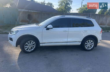 Внедорожник / Кроссовер Volkswagen Touareg 2012 в 