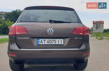 Позашляховик / Кросовер Volkswagen Touareg 2013 в 
