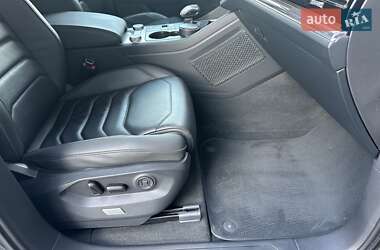 Позашляховик / Кросовер Volkswagen Touareg 2021 в 