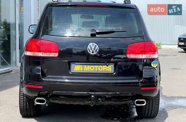 Внедорожник / Кроссовер Volkswagen Touareg 2006 в 