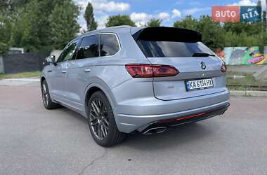 Внедорожник / Кроссовер Volkswagen Touareg 2022 в 