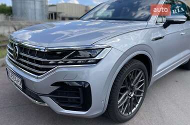 Внедорожник / Кроссовер Volkswagen Touareg 2022 в 