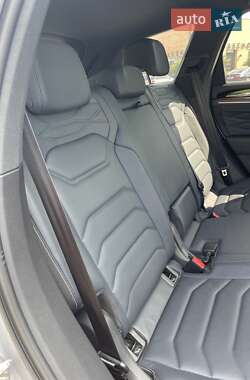 Внедорожник / Кроссовер Volkswagen Touareg 2022 в 