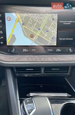 Внедорожник / Кроссовер Volkswagen Touareg 2022 в 