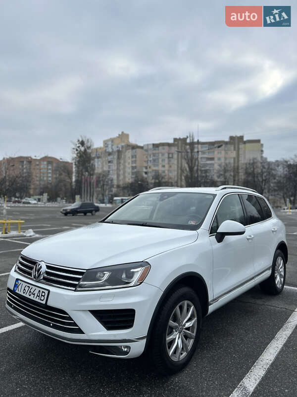 Volkswagen Touareg 2015