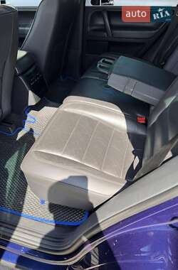 Внедорожник / Кроссовер Volkswagen Touareg 2006 в 