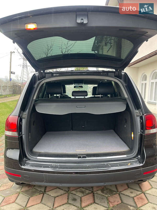 Внедорожник / Кроссовер Volkswagen Touareg 2008 в Кицмани