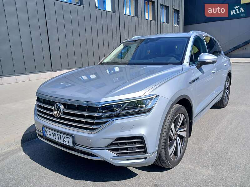 Внедорожник / Кроссовер Volkswagen Touareg 2020 в 
