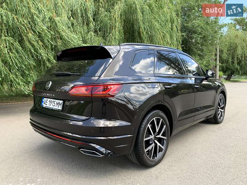Позашляховик / Кросовер Volkswagen Touareg 2023 в Кривому Розі
