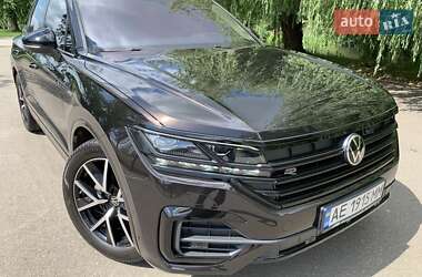 Внедорожник / Кроссовер Volkswagen Touareg 2023 в 