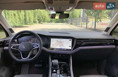 Внедорожник / Кроссовер Volkswagen Touareg 2023 в 