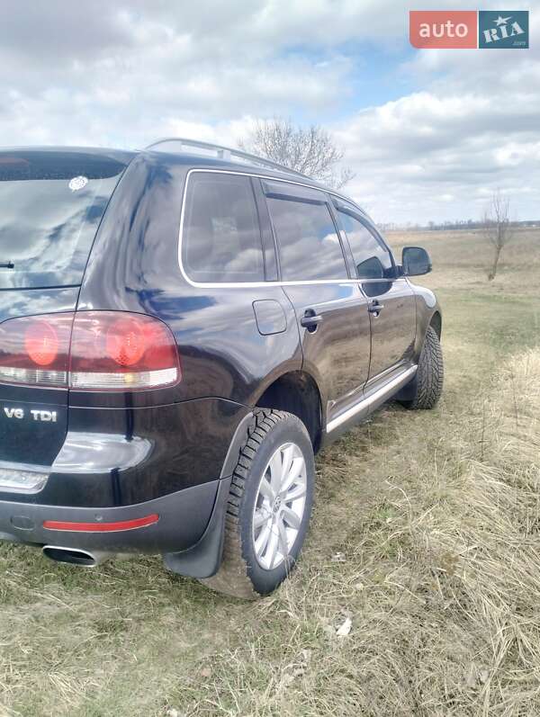 Внедорожник / Кроссовер Volkswagen Touareg 2009 в Чернигове