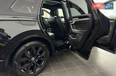Позашляховик / Кросовер Volkswagen Touareg 2022 в 