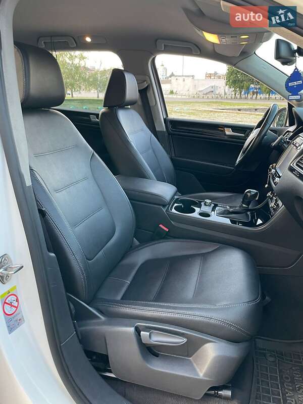 Внедорожник / Кроссовер Volkswagen Touareg 2011 в Харькове фото 10 Внедорожник / Кроссовер Volkswagen Touareg 2011 в Харькове