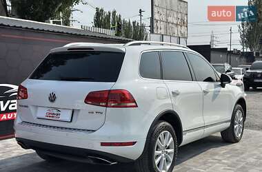 Позашляховик / Кросовер Volkswagen Touareg 2012 в 