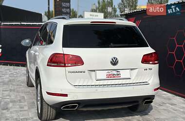 Позашляховик / Кросовер Volkswagen Touareg 2012 в 