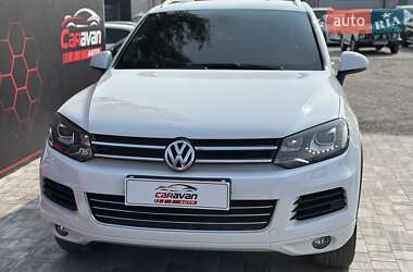Позашляховик / Кросовер Volkswagen Touareg 2012 в 