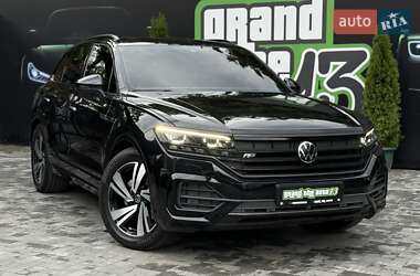 Внедорожник / Кроссовер Volkswagen Touareg 2020 в 