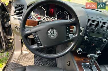 Внедорожник / Кроссовер Volkswagen Touareg 2008 в 