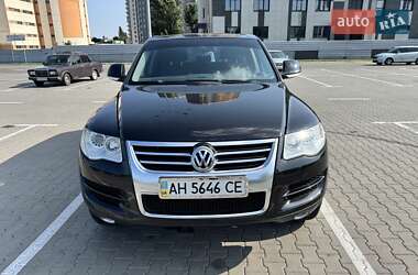 Внедорожник / Кроссовер Volkswagen Touareg 2007 в 