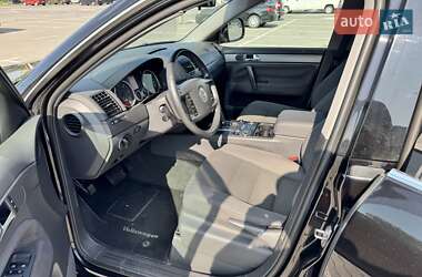Внедорожник / Кроссовер Volkswagen Touareg 2007 в 