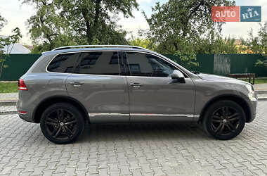 Внедорожник / Кроссовер Volkswagen Touareg 2013 в 