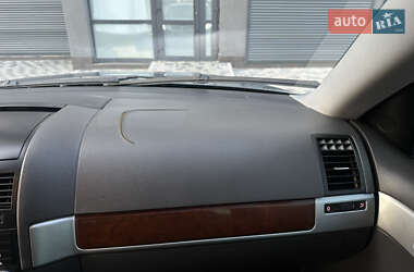 Позашляховик / Кросовер Volkswagen Touareg 2008 в 