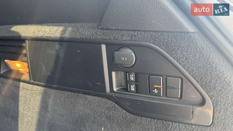 Позашляховик / Кросовер Volkswagen Touareg 2011 в Хусті фото 12 Позашляховик / Кросовер Volkswagen Touareg 2011 в Хусті