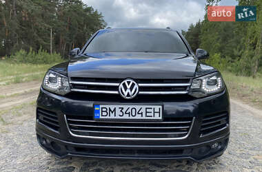 Внедорожник / Кроссовер Volkswagen Touareg 2013 в 