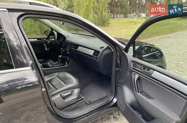 Внедорожник / Кроссовер Volkswagen Touareg 2013 в 