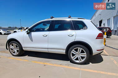 Позашляховик / Кросовер Volkswagen Touareg 2013 в Новодністровську