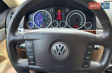 Внедорожник / Кроссовер Volkswagen Touareg 2007 в 