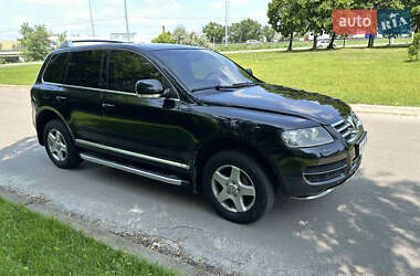 Внедорожник / Кроссовер Volkswagen Touareg 2007 в 