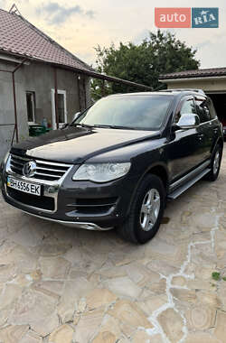 Внедорожник / Кроссовер Volkswagen Touareg 2007 в 