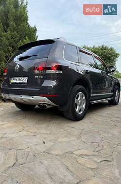Внедорожник / Кроссовер Volkswagen Touareg 2007 в 
