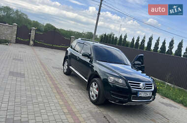 Позашляховик / Кросовер Volkswagen Touareg 2005 в Івано-Франківську
