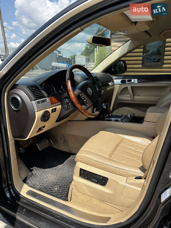 Позашляховик / Кросовер Volkswagen Touareg 2007 в Білогородці
