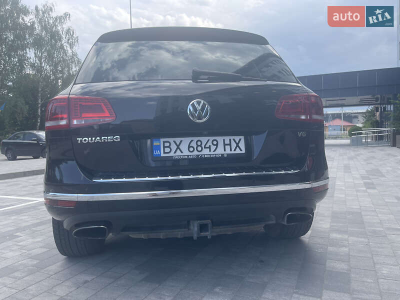 Внедорожник / Кроссовер Volkswagen Touareg 2014 в Городке