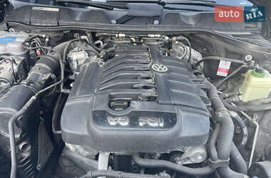 Внедорожник / Кроссовер Volkswagen Touareg 2014 в 