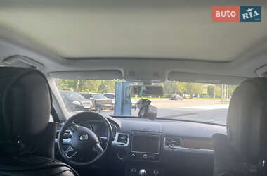Внедорожник / Кроссовер Volkswagen Touareg 2014 в 