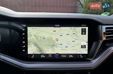 Внедорожник / Кроссовер Volkswagen Touareg 2020 в 