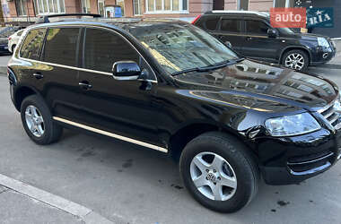 Внедорожник / Кроссовер Volkswagen Touareg 2007 в 