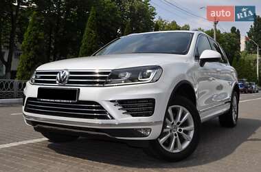Внедорожник / Кроссовер Volkswagen Touareg 2017 в Одессе