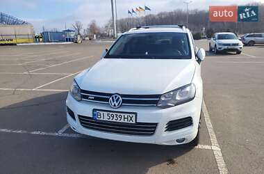 Внедорожник / Кроссовер Volkswagen Touareg 2013 в 